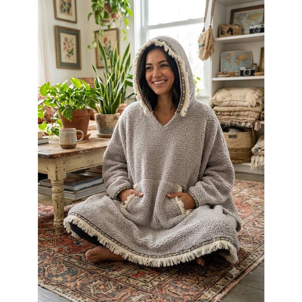Natural Life Gray Sherpa Blanket Hoodie Poncho Fringe Trim Embroidered Boho OS